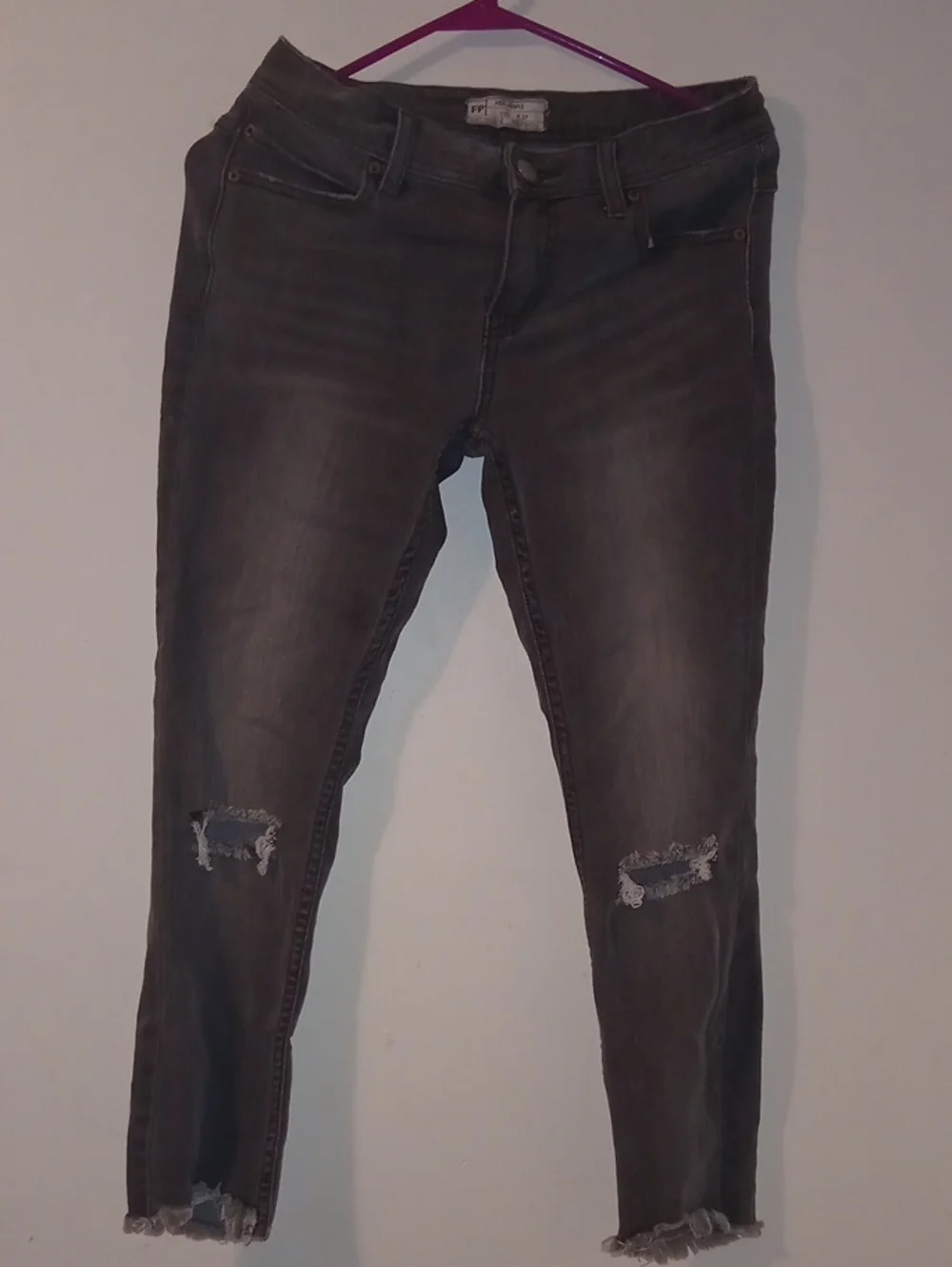 FP Free People Women's Gray Distressed Skinny Jeans